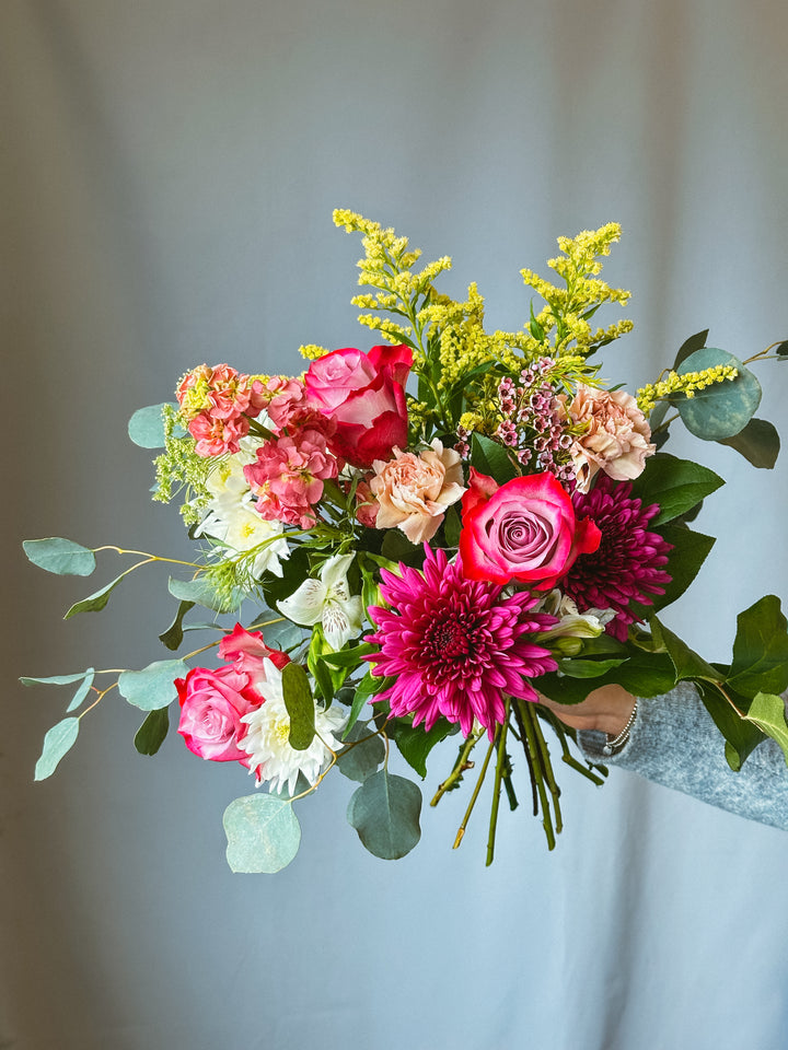 Amazing Flower Delivery Service Winnipeg - Addison Taylor Designs