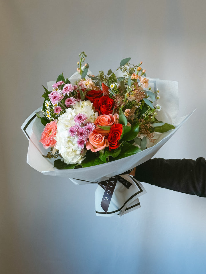 Amazing Flower Delivery Service Winnipeg - Addison Taylor Designs
